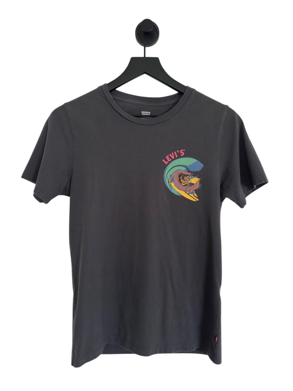 Levi's Dark Gray Short-Sleeve Tee with Multicolor Surf Graphic